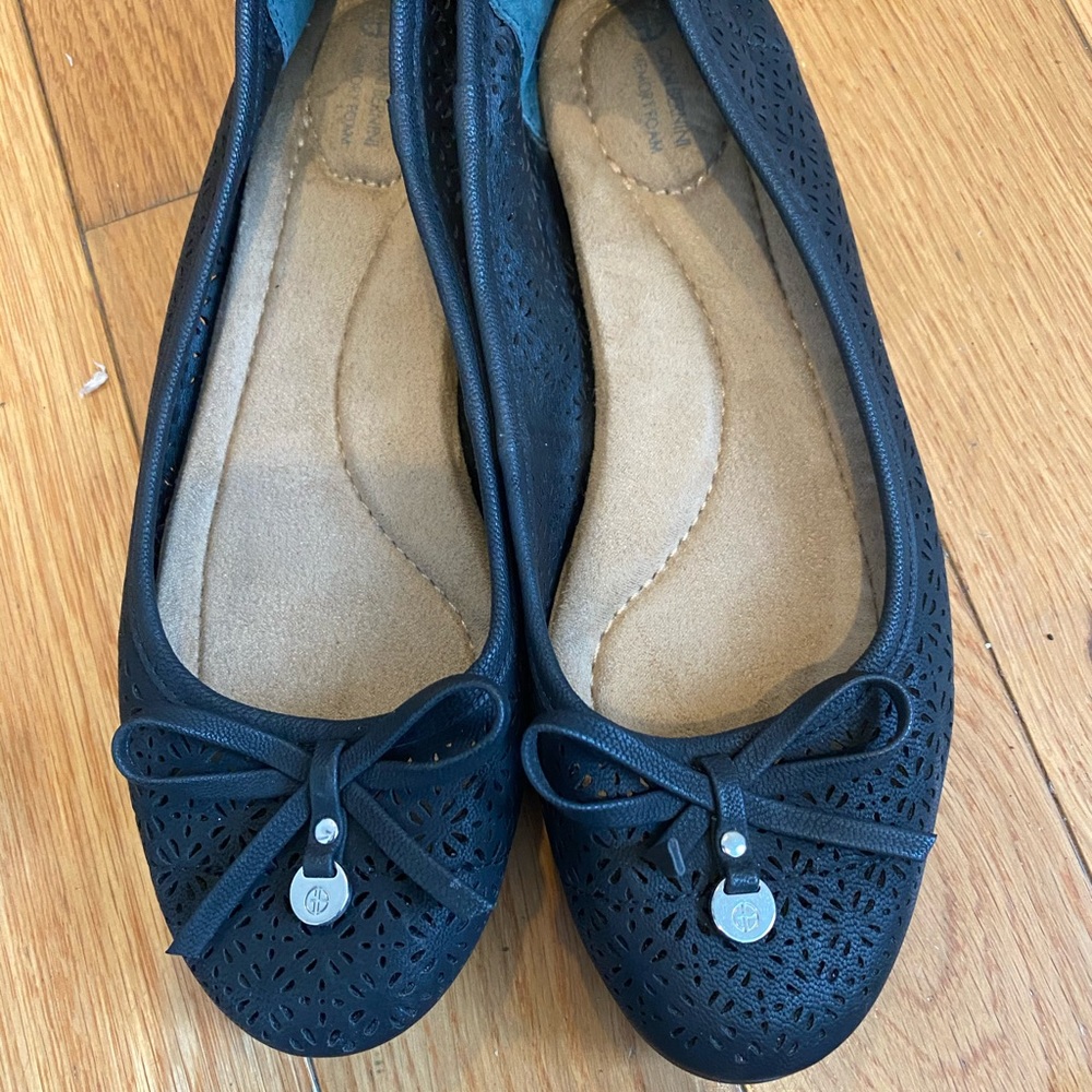 New ballerine black shoes